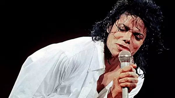 Cine va juca rolul lui Michael Jackson in filmul biografic dedicat megastarului