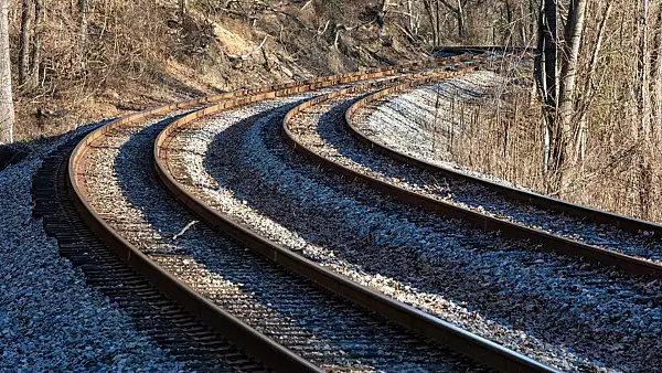 Circulatia trenurilor oprita temporar in Mures din cauza unui incident feroviar