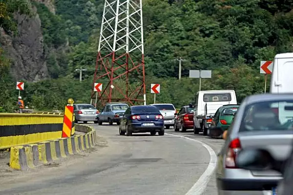 CNAIR ia in calcul sa inchida Valea Oltului timp de 30 de zile pentru lucrari la autostrada Pitesti-Sibiu: ,,Incompetentii sunt tot in functii publice"