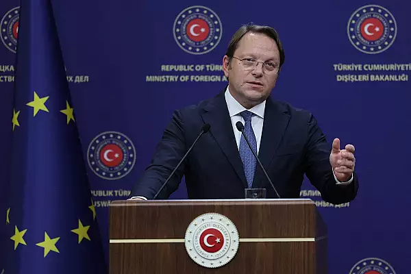 Comisarul european acuzat de ,,amenintare" de catre premierul Georgiei: Comentarii ,,scoase din context"