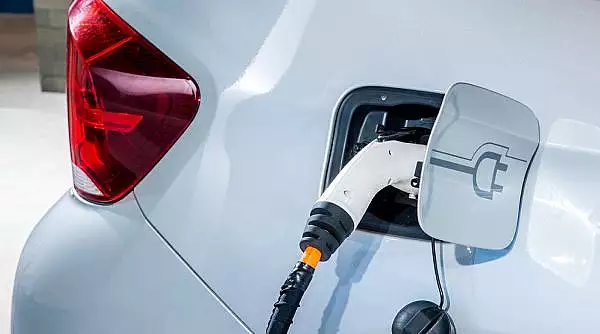 Comisia Europeana impune taxe vamale la importurile de masini electrice pe baterii din China