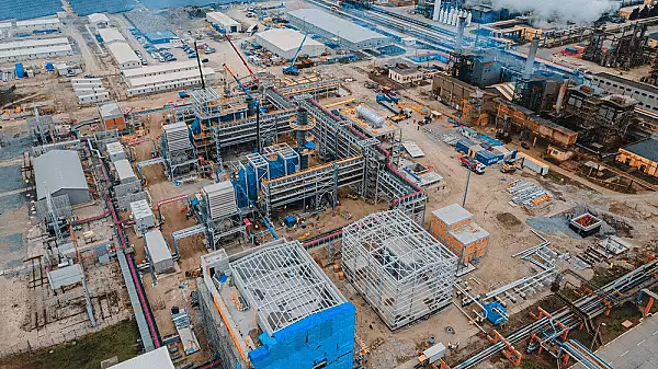 Constructia centralei pe cogenerare de pe platforma Petromidia, finalizata in proportie de 80%