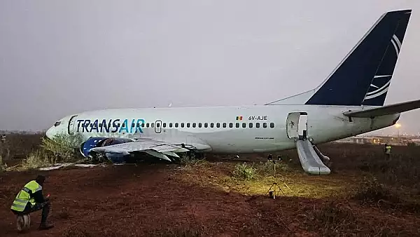 Continua seria neagra pentru Boeing: 11 raniti, dintre care 4 in stare grava, dupa ce un avion al sau a iesit in afara pistei la Dakar / 3 incidente in doar o z
