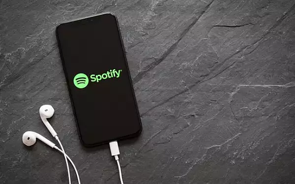 Conturile a sute de mii de utilizatori Spotify, in pericol