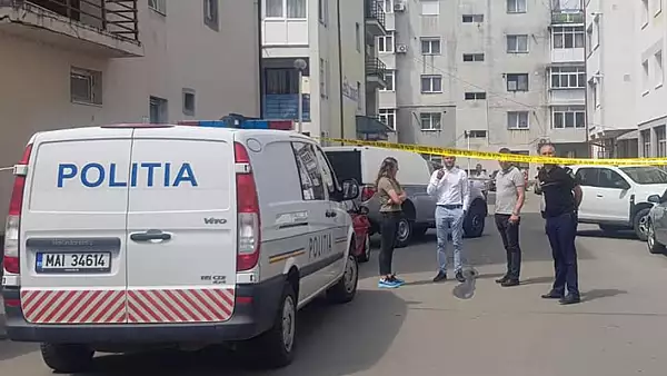 Crima odioasa la Slatina. Un barbat si-a injunghiat partenera in gat - VIDEO