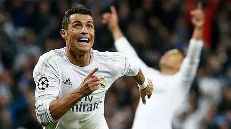 Cristiano Ronaldo a fost ales pentru a doua oara cel mai bun fotbalist din Europa