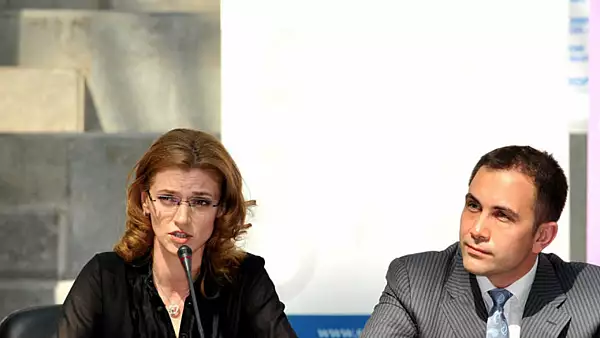 Culisele statului paralel | Alina Gorghiu si Lucian Isar, prietenul de cafea al lui Citu, despartiti de datorii - Cuplul avea o avere de 1,5 milioane euro