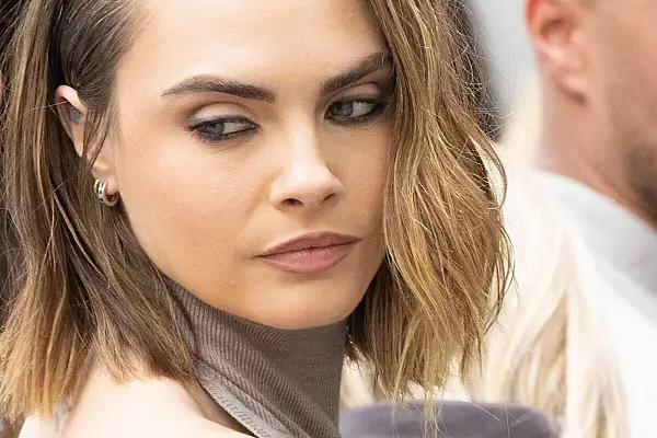 Cum a aparut Cara Delevingne la premiile BAFTA 2024, dupa ce s-a luptat cu dependenta de droguri. Fanii au crezut ca nu vad bine!