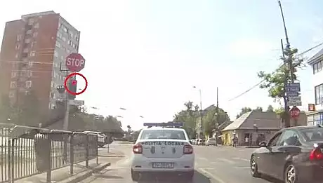 Cum a fost surprinsa o masina de politie, la Timisoara