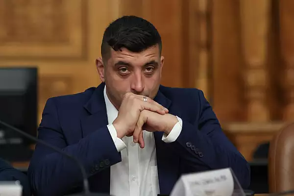 Cum facea George Simion evaziune fiscala pe vremea cand vindea petarde pentru ultrasi. ,,Frauda" AUR la alegerile europarlamentare