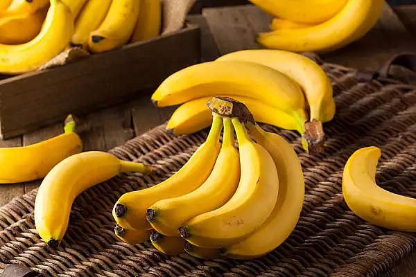 Cum poti evita ca bananele sa devina maro prea repede. Cinci trucuri de pastrare