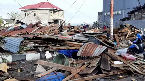 Cutremur cu magnitudinea 5,9 in Indonezia: O persoana a MURIT si mai multe cladiri au fost avariate