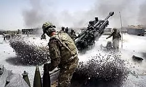 Danemarca va oferi Ucrainei toata artileria de care dispune