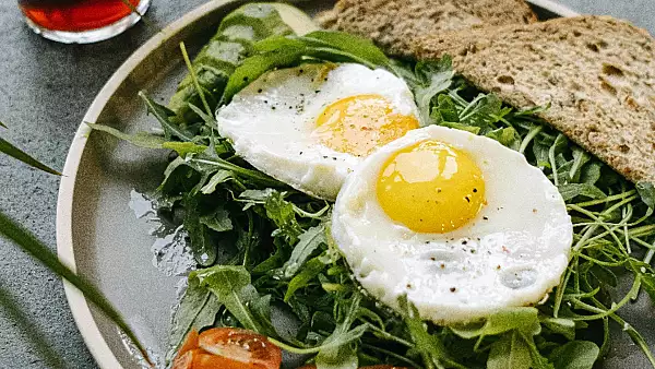 De ce este bine sa consumi oua. Beneficii despre care sigur nu stiai