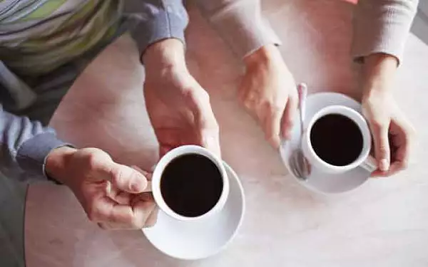 De ce este doar un mit ca o ceasca de cafea pe zi poate afecta inima. Medic: ,,Studiile recente arata ca efectele asupra tensiunii arteriale sunt slabe"