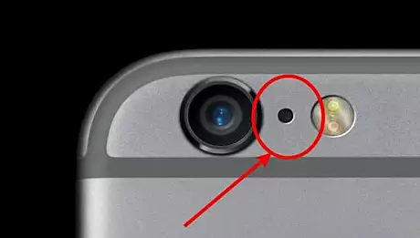 De ce IPhone-ul are un mic punct intre camera foto si flash. Putini stiu la ce foloseste