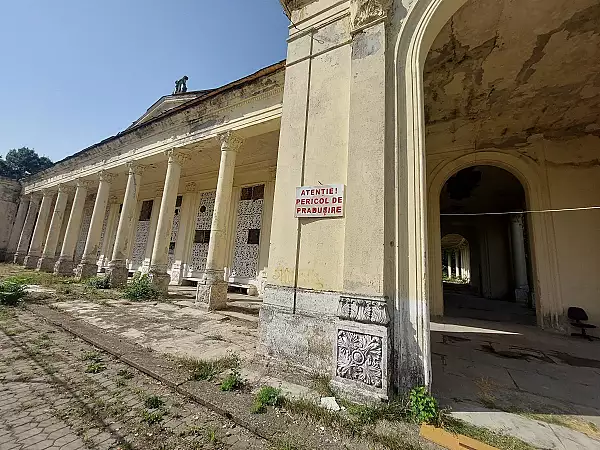 De ce sunt ,,blocurile rusesti" din Bucuresti unele dintre cele mai scumpe din oras. Istoria nestiuta a monumentalelor cvartale sovietice