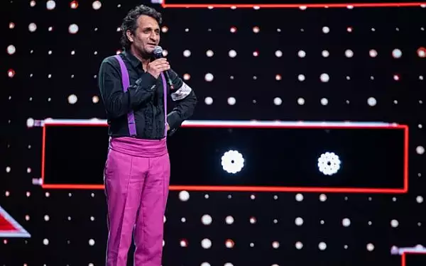 De la Vocea Romaniei, la X-Factor. Iulian Canaf a impresionat si pe scena de la Antena 1. Reactia Loredanei VIDEO