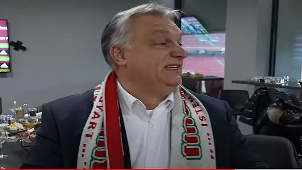 Decizie controversata. UEFA da voie Budapestei sa afiseze la meciurile oficiale steagul Ungariei Mari