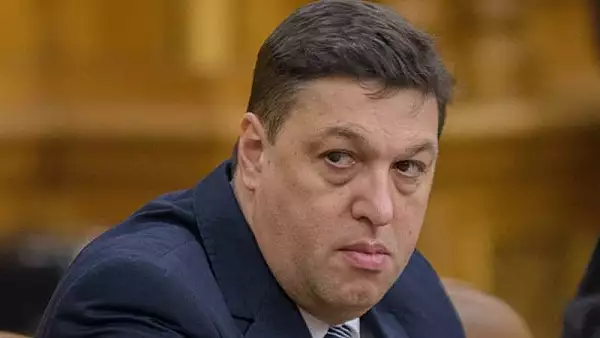 Demisie de rasunet in PSD. Nicolae Serban a facut anuntul:"Este ca si cum la Mondiale in 94, Romania il scotea pe Hagi"
