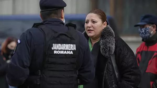 Diana Sosoaca, TINTA ironiilor dupa ce a pierdut pe banda rulanta procesele intentate Politiei si Jandarmeriei