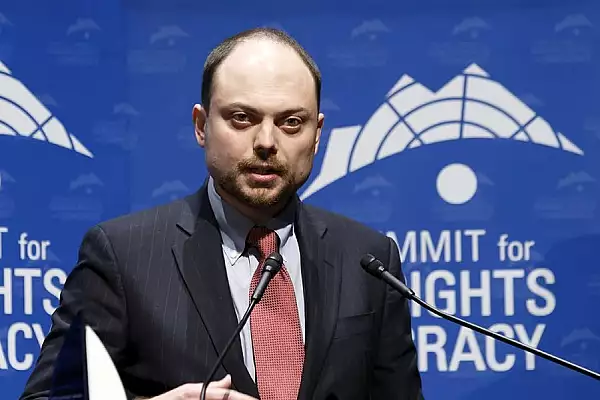 Disidentul Vladimir Kara-Murza promite sa se intoarca in Rusia, dupa ce a fost eliberat intr-un schimb de prizonieri. ,,Am crezut ca voi fi executat"