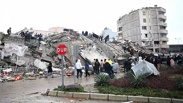 Doua avioane cu 58 de salvatori romani, in Turcia, dupa cutremurele in lant - Misiuni de cautare a supravietuitorilor