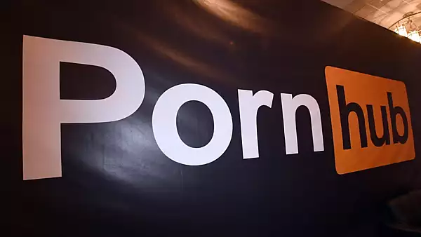 Doua dintre cele mai mari site-uri de pornografie dau in judecata UE din cauza normelor privind continutul online 