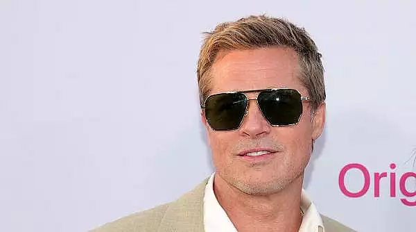 doua-femei-au-crezut-ca-brad-pitt-s-a-indragostit-de-ele-si-vor-avea-un-viitor-impreuna-dupa-aceea-au-ramas-fara-325000-de-euro.webp