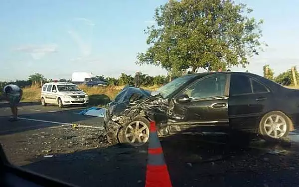 Doua femei au murit si alte doua sunt ranite, in urma unui accident pe E85, in Vrancea
