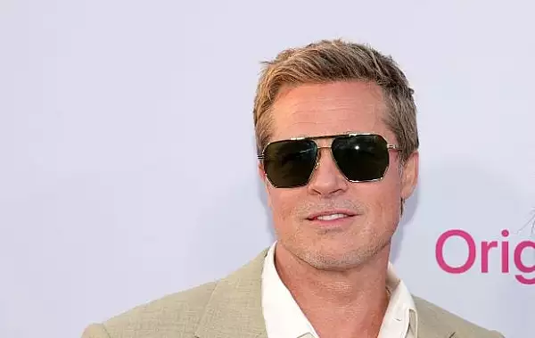 Doua femei au ramas fara 325.000 de euro, dupa ce au crezut ca au o ,,relatie sentimentala" cu Brad Pitt: cinci persoane arestate in Spania