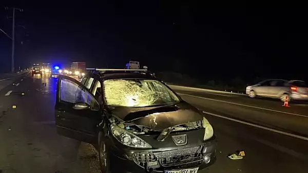 Doua persoane au murit si una a fost ranita intr-un accident produs pe DN 1 la Movila Vulpii. Victimele provin din aceeasi familie