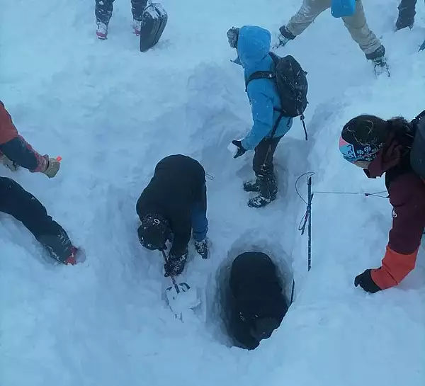 Drona submarina la Serviciul Salvamont Brasov. Ce spun salvatorii ca ar mai avea nevoie