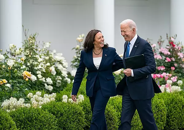 Dupa retragerea lui Joe Biden s-a inregistrat un record de strangere de fonduri pentru prezidentialele SUA pentru candidatura Kamalei Harris