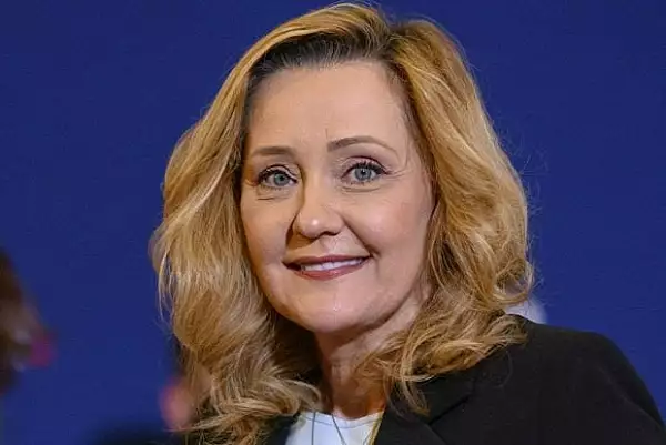 Elena Lasconi, declaratie controversata care i-ar fi vizat pe romanii din diaspora: ,,Cel mai simplu este sa iti iei un bilet si sa pleci in alta parte"