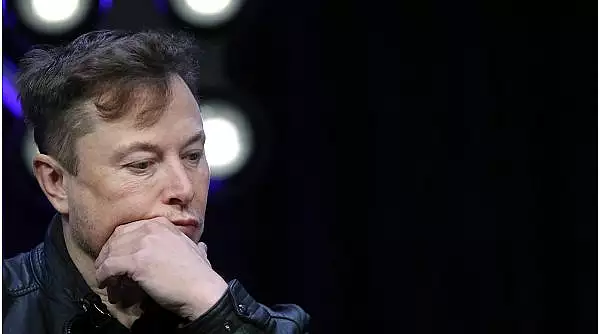 Elon Musk si-a sters contul de Instagram: "Ce naiba e in neregula cu mine?"