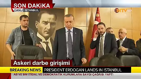 Erdogan a aterizat triumfator la Istanbul: "Nicio putere nu e deasupra vointei populare"
