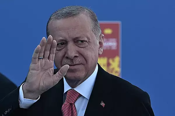 Erdogan ameninta cu un atac terestru in nordul Siriei: ,,Ii vom elimina cat mai curand"