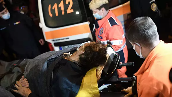 Evacuare cu scandal de la Foisor: USR PLUS il apara pe Voiculescu si cere DEMISIA managerului de la spital