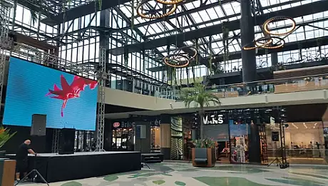 Eveniment cu VIP-uri la deschiderea celui mai nou mall din Capitala 