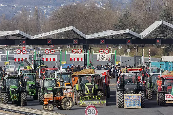 Fermierii francezi anunta ca ar putea organiza mai multe proteste in urmatoarea perioada