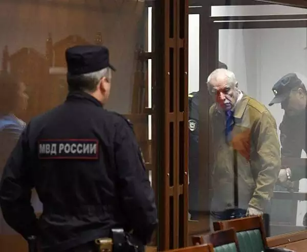 fizicianul-rus-anatoli-maslov-a-fost-condamnat-la-14-ani-de-inchisoare-intr-o-colonie-penala-dupa-ce-fost-gasit-vinovat-de-tradare.webp