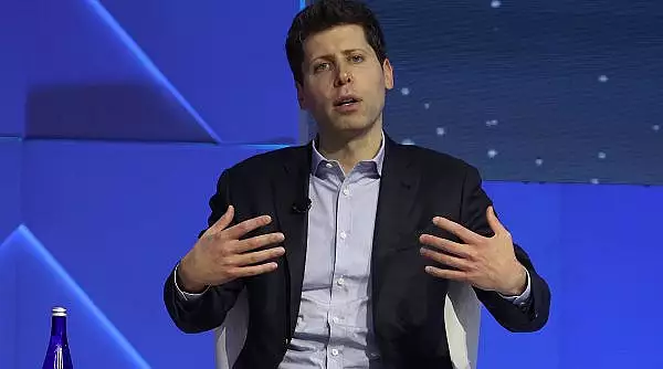 Fondatorul Chat GPT, Sam Altman a fost demis din functie. 505 angajati ai OpenAI au amenintat ca demisioneaza