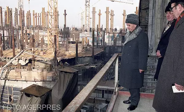 FOTO | Bucuresti, orasul mutilat de un om neputincios sa-si imagineze o idee. Afantazia lui Ceausescu si universul distopic pe care l-a creat, in imagini docume