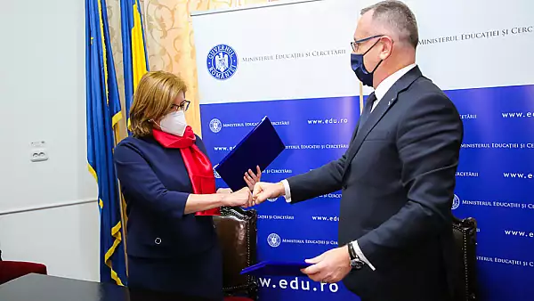 Fundatia Altex doneaza scolilor nominalizate de Ministerul Educatiei si Cercetarii echipamente de protectie in valoare de peste 1 milion de euro