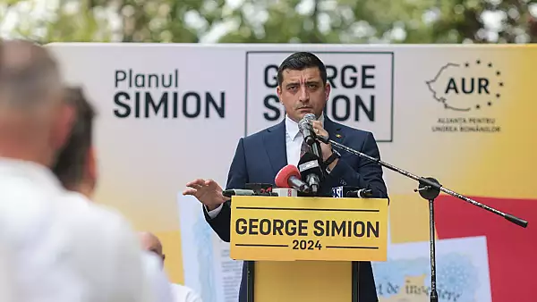 George Simion a intrerupt evenimentul de prezentare a candidatilor AUR la parlamentare si le-a cerut participantilor mobilizarea generala. Ce planuieste liderul