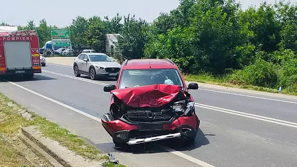 Grav accident rutier in judetul Giurgiu! O femeie de 36 de ani a intrat cu masina intr-o cisterna