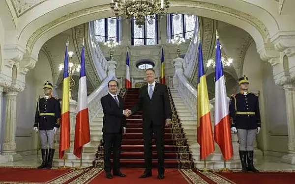 Hollande, prima data in Romania. Iohannis: Romania va sprijini initiativa de a avea o Armata Europeana