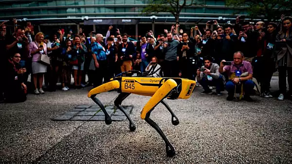Hyundai, parintele Boston Dynamics, a construit cel mai destept robot de paza