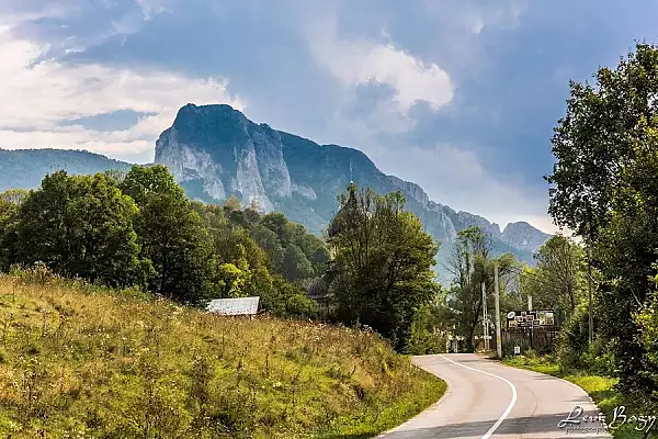 In Romania exista un loc fabulos unde soarele rasare de doua ori. Este desemnat destinatia anului 2024